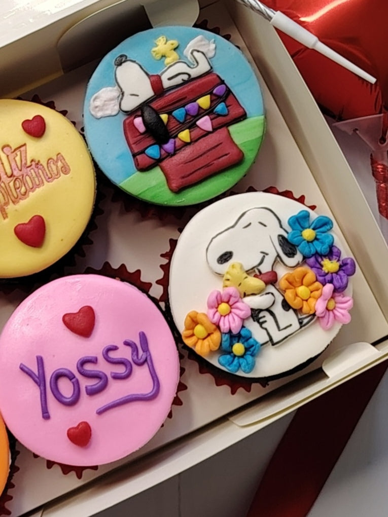 Cupcakes - Snoopy Feliz Cumpleaños